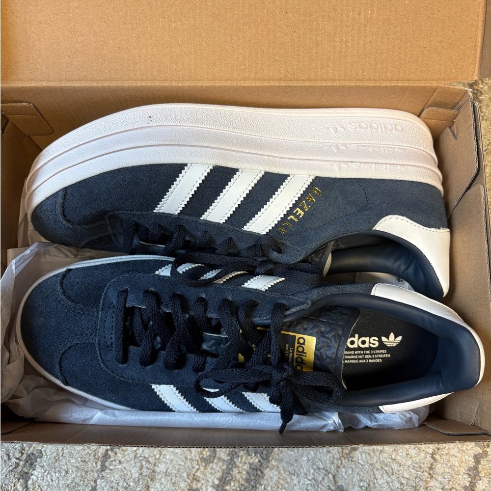 Adidas kids blue and White Sneakers